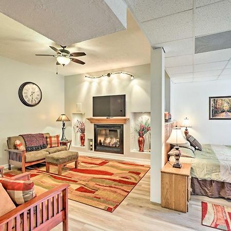 Asheville Mountain Getaway With Patio And Koi Pond! 외부 사진