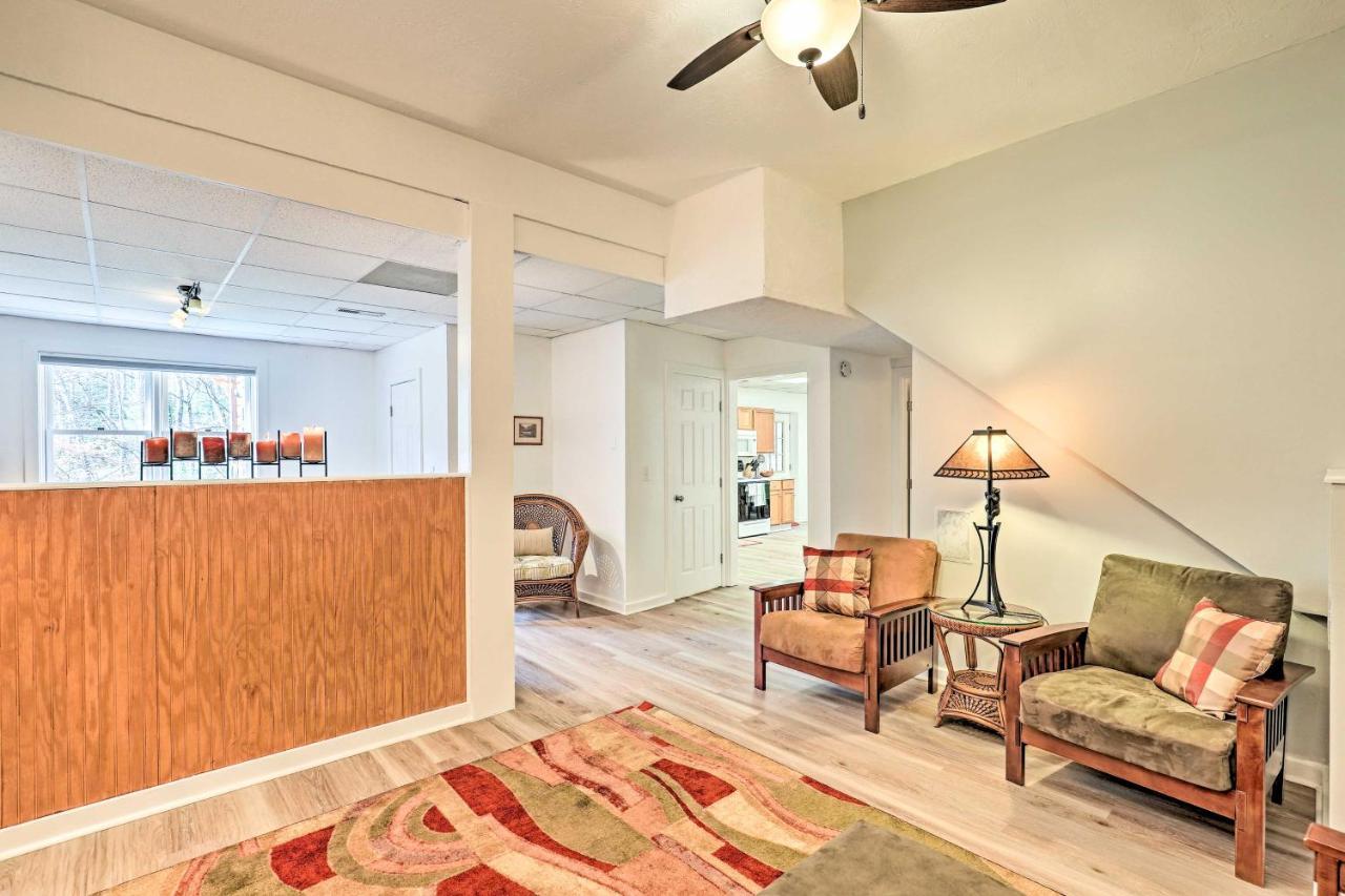 Asheville Mountain Getaway With Patio And Koi Pond! 외부 사진