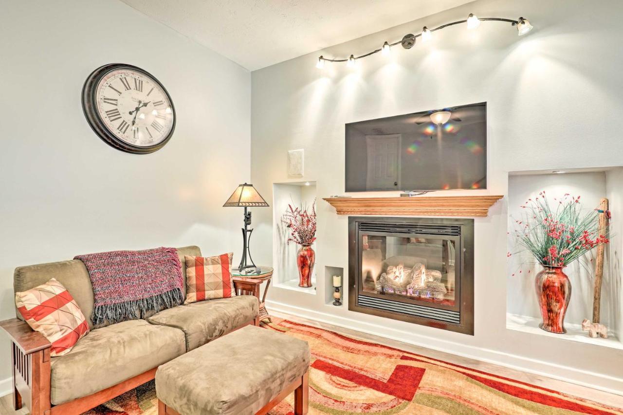 Asheville Mountain Getaway With Patio And Koi Pond! 외부 사진