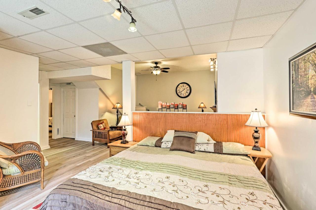 Asheville Mountain Getaway With Patio And Koi Pond! 외부 사진