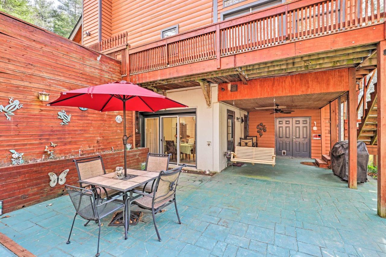 Asheville Mountain Getaway With Patio And Koi Pond! 외부 사진